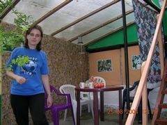 А это - "летняя столовая"